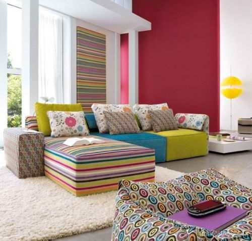 Hýrenie farbami v obývačke, autor: Linea Italia