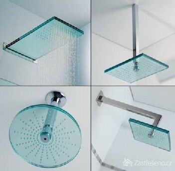 sklenené sprchové hlavice rôznych tvarov