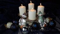 Adventný svietnik - pozdvihnite Štedrovečernú večeru na vyššiu úroveň Adventný svietnik - pozdvihnite Štedrovečernú večeru na vyššiu úroveň