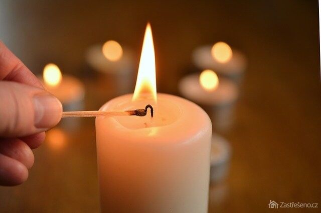 Vonné sviečky dajú domovu atmosféru